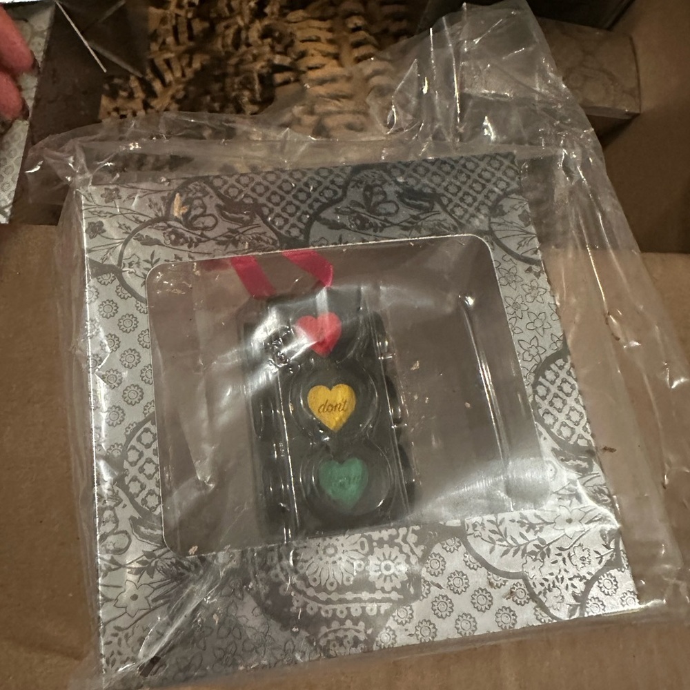 I ASK THE TRAFFIC LIGHTS ORNAMENT